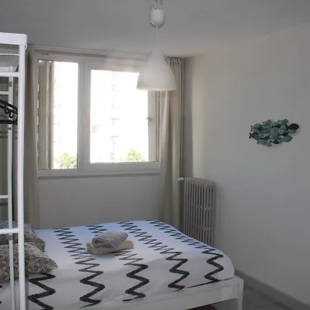 Privee-appartement Partage-lyon 8 Etats-unis-viviani Apartment Lyon