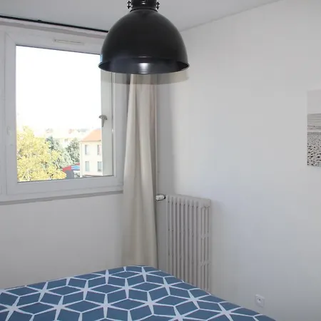 Privee-appartement Partage-lyon 8 Etats-unis-viviani Apartment *